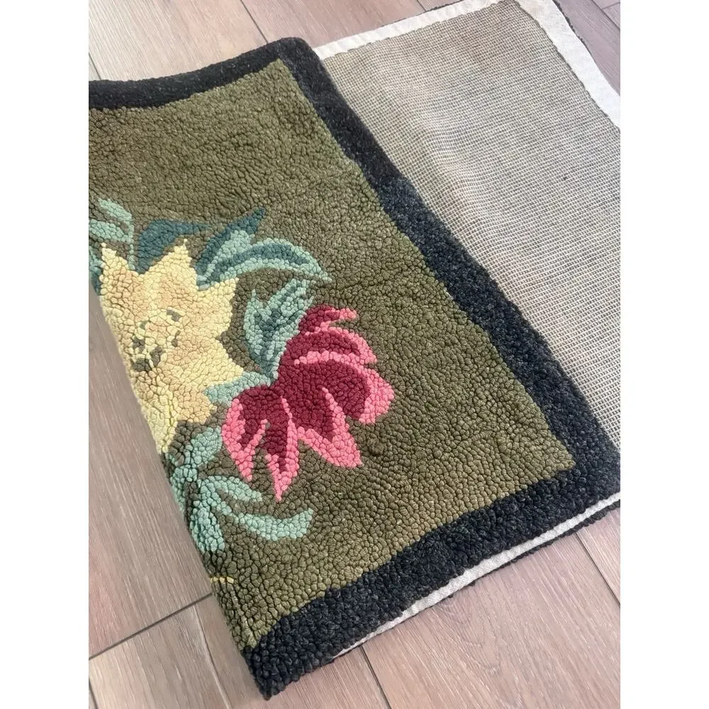 Vintage Hand Hooked Rug Floral Basket Primitive Cottagecore 21x34 Wool Accent